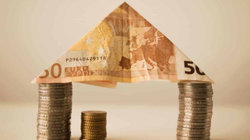 photo of money, shaped as a home, that could be used for a cash-for-keys eviction
